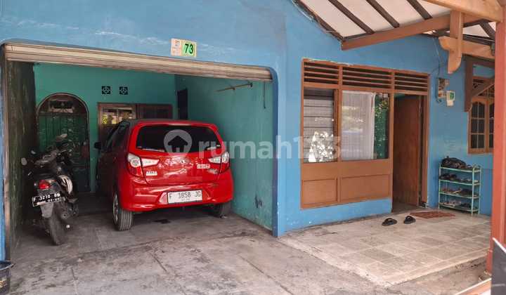 House suitable for business, SHM Bubulak Bogor. 2