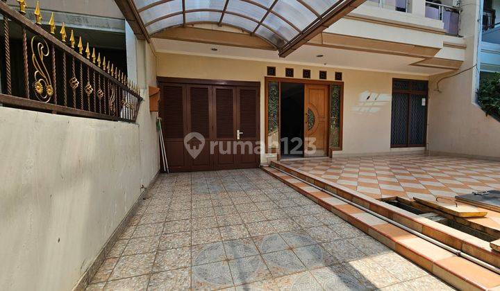 Dijual Rumah Bagus Modern Strategis Di Taman Modern Cakung Jakarta 2