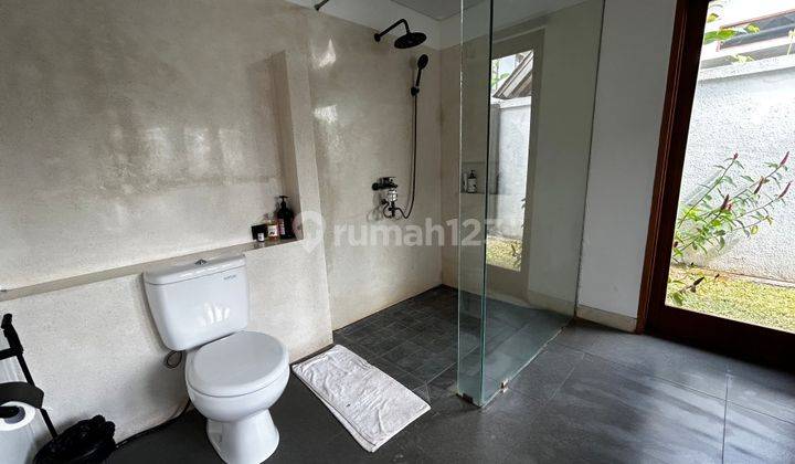 SYLISH MODEREN 3 BEDROOM MUNGGU BALI  10