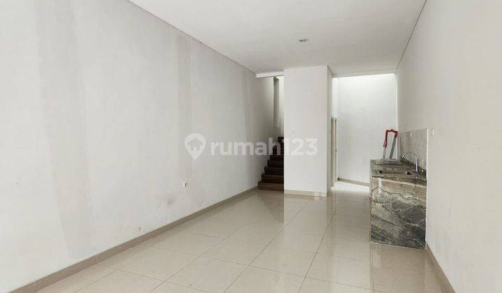 Jual Rumah Tomang 3 Lantai Jakarta Barat 2