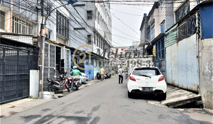 Rumah + Gudang Mangga Besar Cocok Untuk Kostan 4