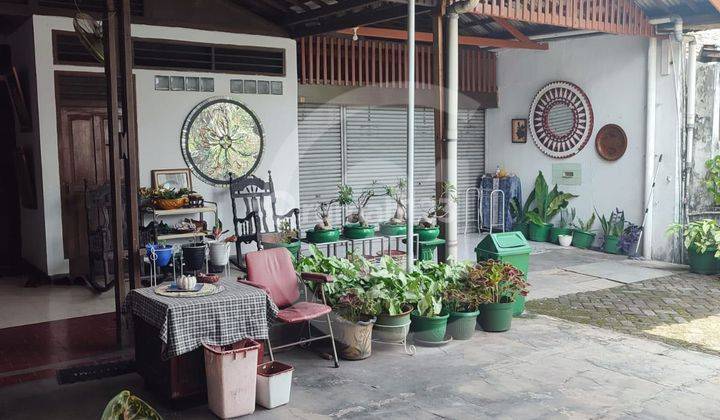 Dijual Rumah Besar Jalan Raya Kebon Jeruk Kemanggisan 2