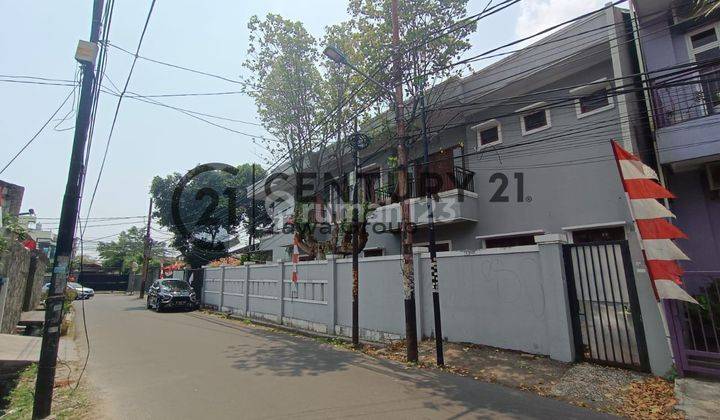 Dijual Bangunan Kedoya Cocok Untuk Kantor ,mess, Gudang 2 Lantai 2