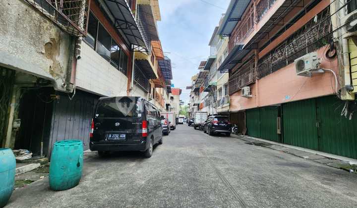 Dijual Ruko Bandengan Butuh Renovasi Dalam Komplek Penjaringan Dijual Ruko Bandengan Butuh Renovasi Dalam Komplek Penjaringan