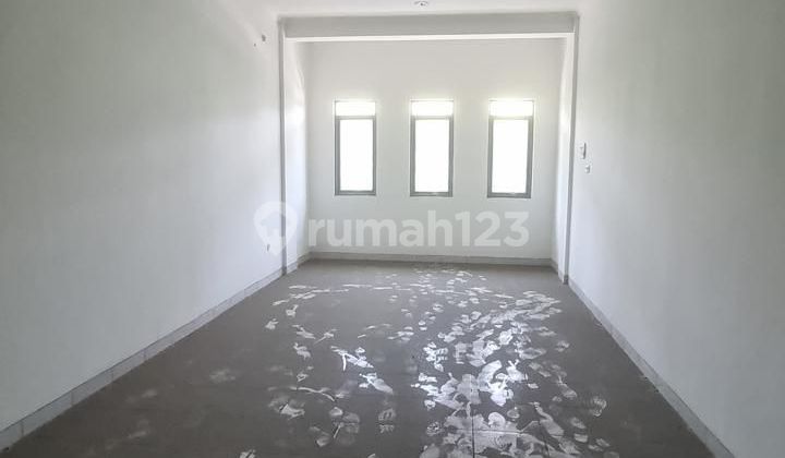 For Rent: Shop House at Arteri Kebayoran Lama Utara near Pondok Indah For Rent: Shop House at Arteri Kebayoran Lama Utara near Pondok Indah