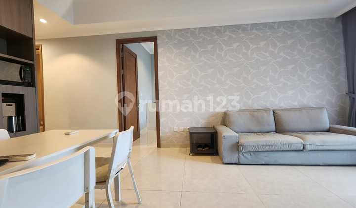 Diseawakan Taman Anggrek Residence Unit Condo Furnished 2