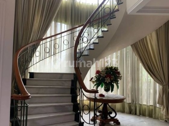 Rumah Sunter Bisma Hook Model Classic Siap Huni Murah