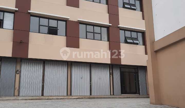 For Rent Ruko Kemanggisan 3 Lt Rapi Siap Pakai ada 2 Unit jalan Lebar