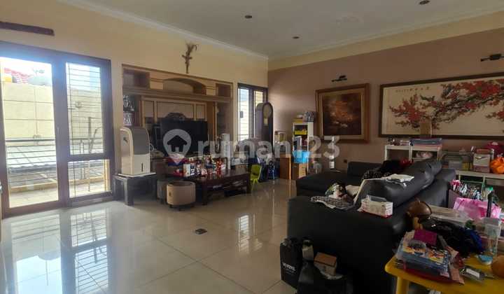 Rumah Puri Indah Komplek Favorit Lt450m2 3 Lantai