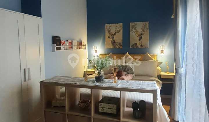 2-Story House in Johar Baru, Central Jakarta 2