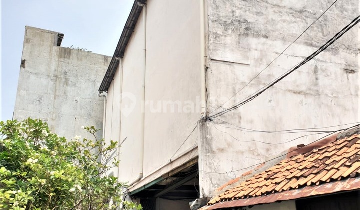 Rumah + Gudang Jl Madu Dalam Mangga Besar Cocok Buat Kostan Rumah + Gudang Jl Madu Dalam Mangga Besar Cocok Buat Kostan
