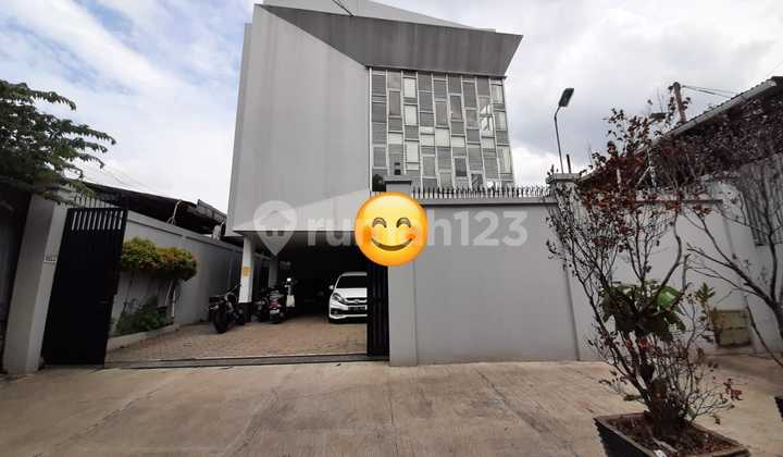 Sell 56-Room Boarding House in Kemanggisan, Wide Street Near Campus 1