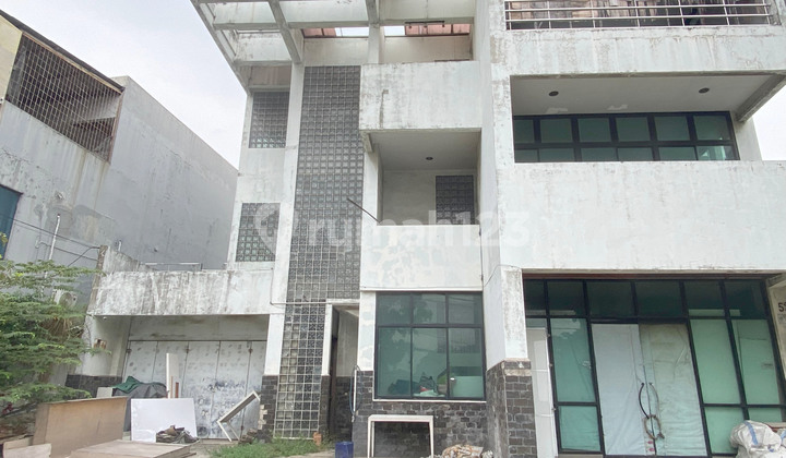 Jual Gedung Kantor ada gudang meruya jakbar