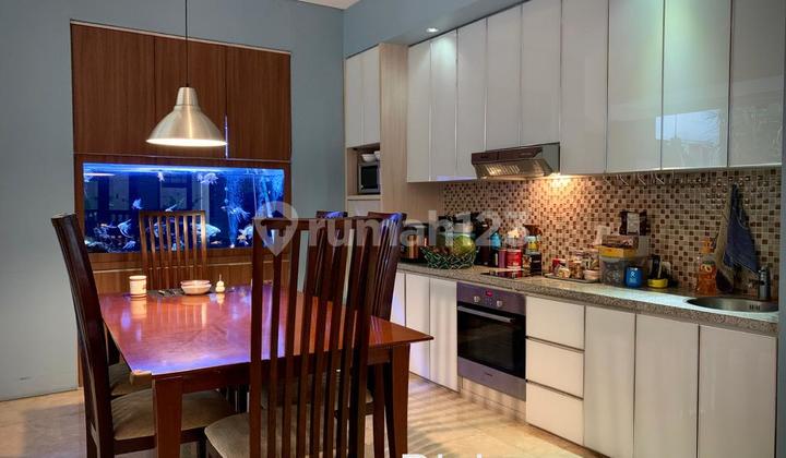 Dijual Rumah Mewah Siap Huni 2 Lantai di Senopati 2