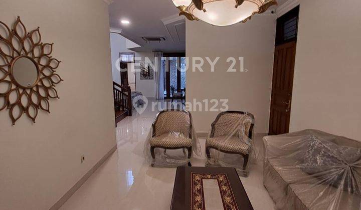 Area Pondok Indah Rumah Dengan Taman Sangat Asri 2