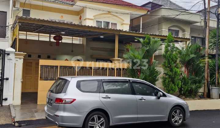 Rumah Taman Palem 2 Lantai Siap Huni LT 200m2 2