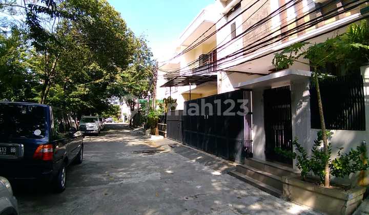 Rumah Greenville Siap Huni LT 144M2 2 Lantai 2