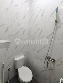 For Sale Kost in Karawaci, 21 Rooms, Access for 2 Cars, Tangerang 2