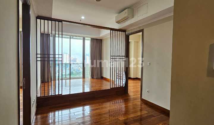 Selling at a Loss: Move-In Ready Orchard Park Residence Condo