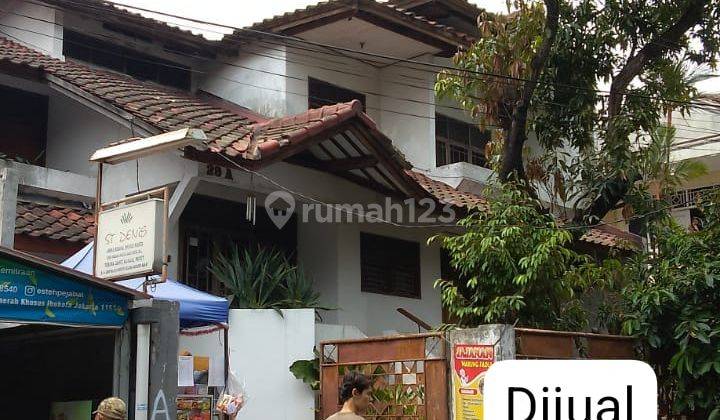 Rumah Dua Setengah Lantai Lokasi Jkt Barat 2