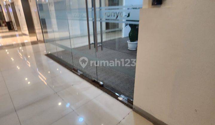 rent Soho Capital Central Park Jakarta Barat 2