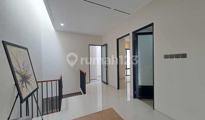 Rumah di Nusa Loka BSD City Akses Mudah ke Vireya Tanakayu Ciater 2