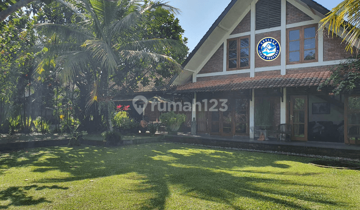 Dijual Rumah Etnik Modern Taman Luas Asri Dan Sejuk Jogja Utara 10