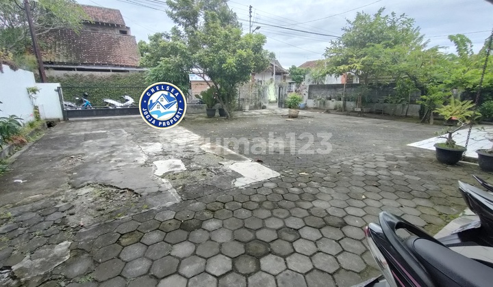 Rumah dengan tanah luas di Yogyakarta Prawirotaman area 4