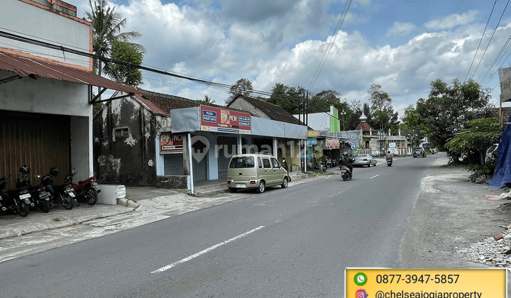 Dijual Ruko Luas Strategis Pinggir Jalan Raya Jogja Utara 3