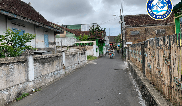 Dijual Tanah Strategis Pinggir Jalan Aspal Njeron Benteng Kraton 2