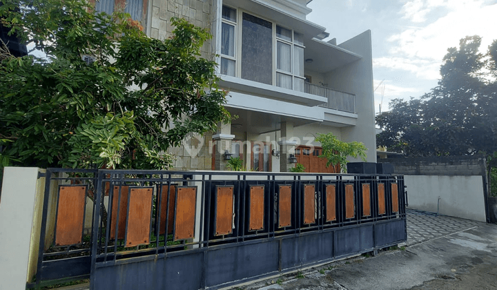 Dijual Rumah Cantik Asri 2 Lantai Jogja Selatan 4