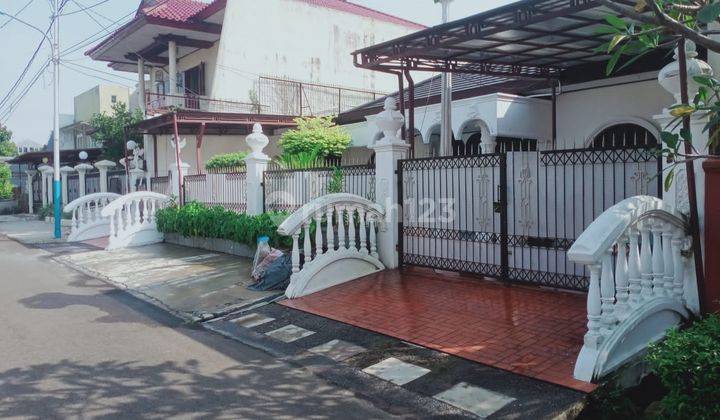 Rumah Dengan Luas 368m2 Type 4kt Jatiwaringin Jakarta Timur 3