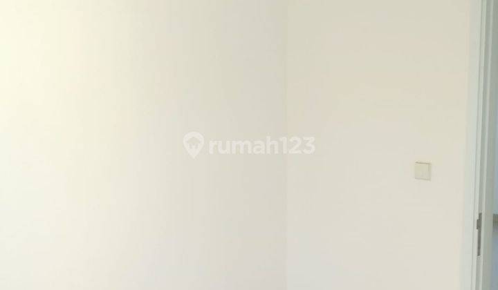 Rumah 2lt Luas 6x15 Type 3kt Cluster Thames Jgc Cakung Jakarta  6
