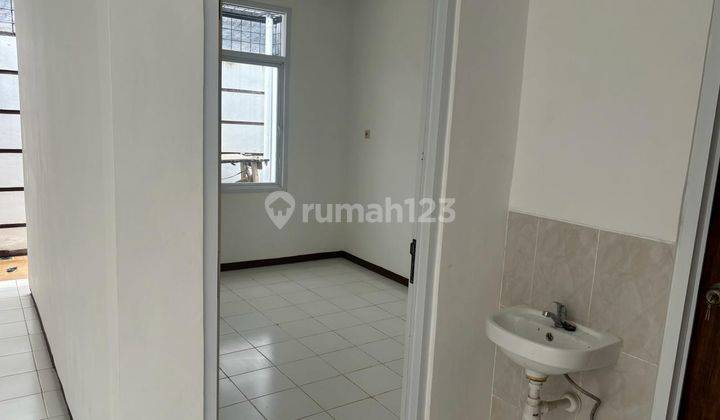 Rumah Unfurnished Sudah Renov Rapi di Sektor 1c Gading Serpong 2