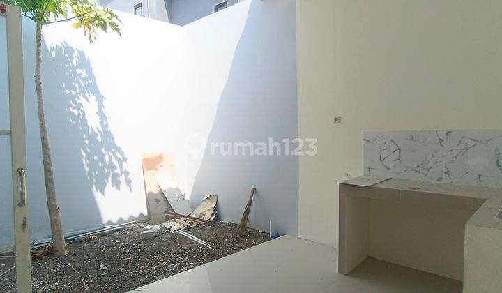 Rumah Baru 2 Lantai Dekat Upn Merr Rungkut Surabaya 2