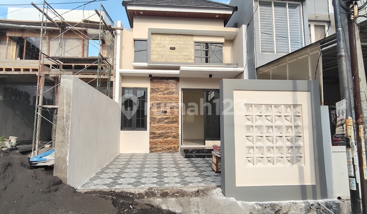 Rumah Depan Jalan Raya Cocok Unt Usaha Di Rungkut 2