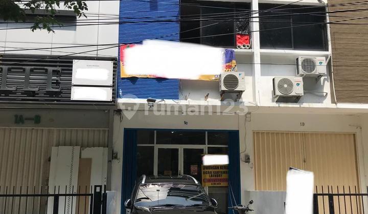 Di Jual Cepat Ruko 3 Lantai Lokasi Strategis di Kelapa Gading, Jakarta Utara Di Jual Cepat Ruko 3 Lantai Lokasi Strategis di Kelapa Gading, Jakarta Utara