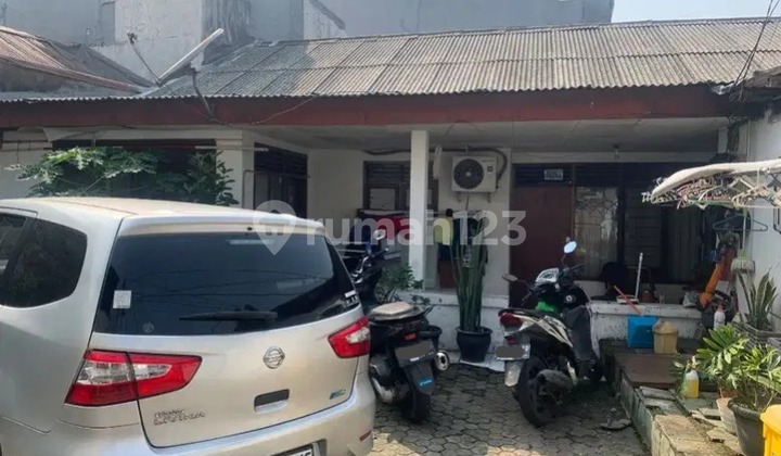Di Jual Rumah 1 Lantai Lokasi Strategis di Kebayoran Lama, Jakarta Selatan 2
