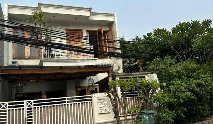 Di Jual Rumah Modern 2 Lantai di Jeruk Purut, Cilandak, Jakarta Selatan  1