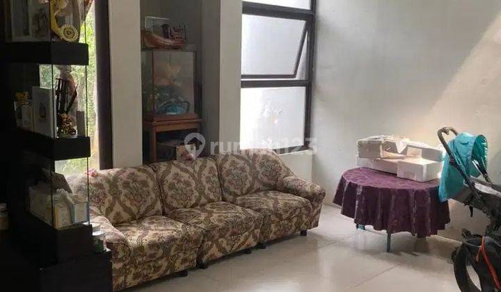 Di Jual Rumah 2 Lantai Dalam Komplek Green Garden, Jakarta Barat  2