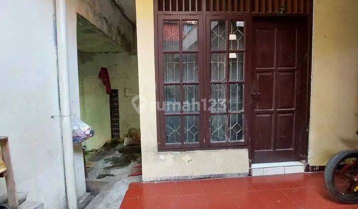 Di Jual Rumah Luas lokasi Strategis di Lenteng Agung, Jakarta Selatan 1