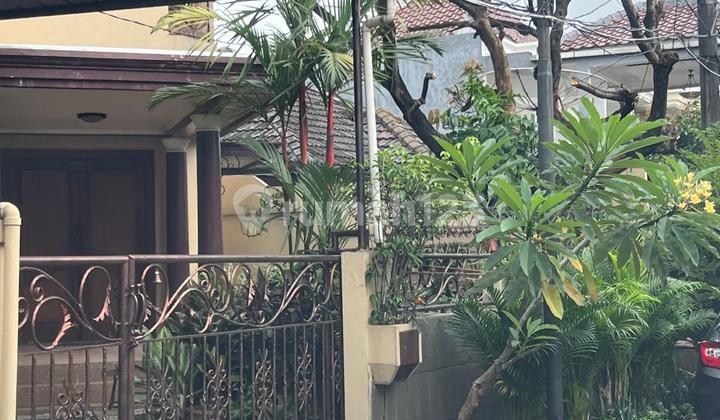 Di Jual Rumah 2 Lantai Dalam Komplek Pejaten Indah, Jakarta Selatan Di Jual Rumah 2 Lantai Dalam Komplek Pejaten Indah, Jakarta Selatan