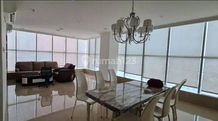 Di Jual Apartemen Penthouse Grand Kartini Semi Furnished Jakarta Pusat 1