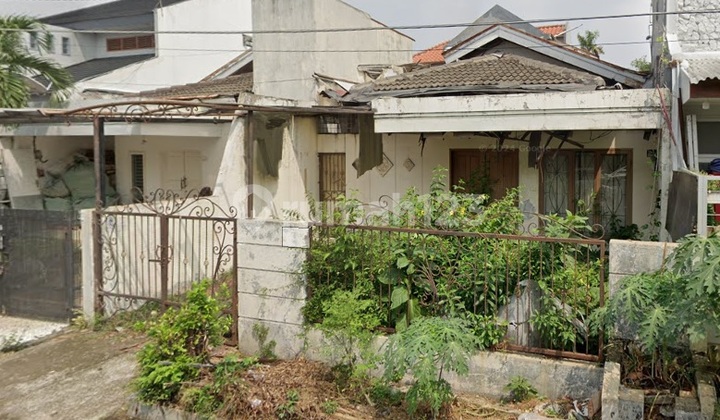 Di Jual Rumah Tua Hitung Tanah Dalam Komplek Taman Bona Indah, Cilandak, Jakarta Selatan