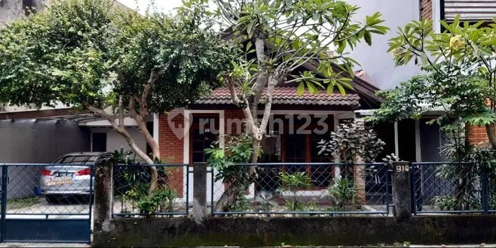 For Rent: Charming 1-Story House in Cilandak Housing Complex, South Jakarta For Rent: Charming 1-Story House in Cilandak Housing Complex, South Jakarta