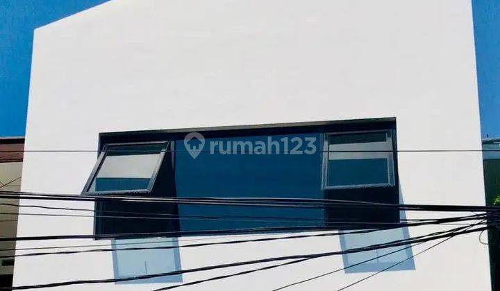 Di Jual Rumah Minimalis 2 Lantai di Mampang Prapatan, Jakarta Selatan  2