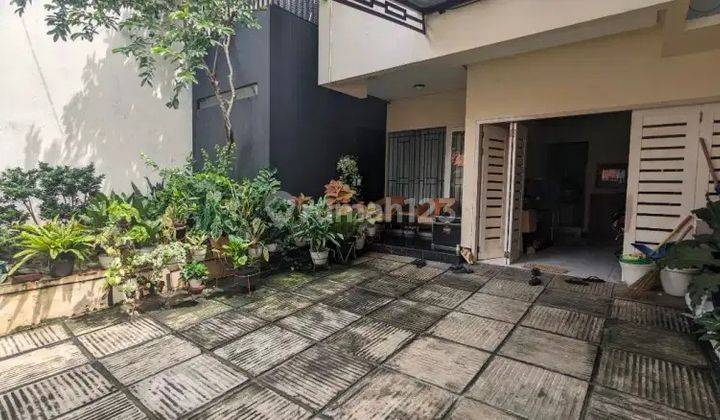 Di Jual Cepat Rumah 2 Lantai Lokasi Strategis di Palmerah, Jakarta Barat 2