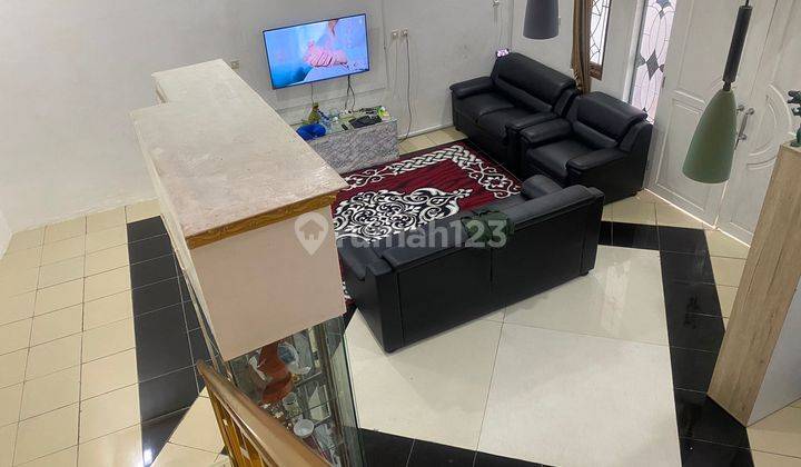 Di Jual Rumah 2 Lantai Furnished di Pekapuran, Jakarta Barat 2