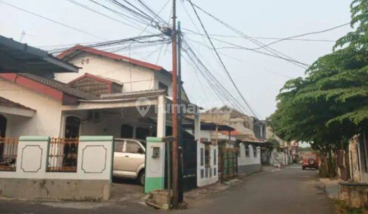 Di Jual Rumah 2 Lantai Lokasi Strategis di Pondok Kelapa, Jakarta Timur 2