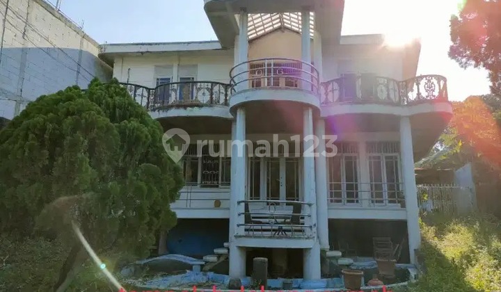 Di Jual Rumah Besar 2 Lantai Lokasi Strategis di Lenteng Agung, Jakarta Selatan